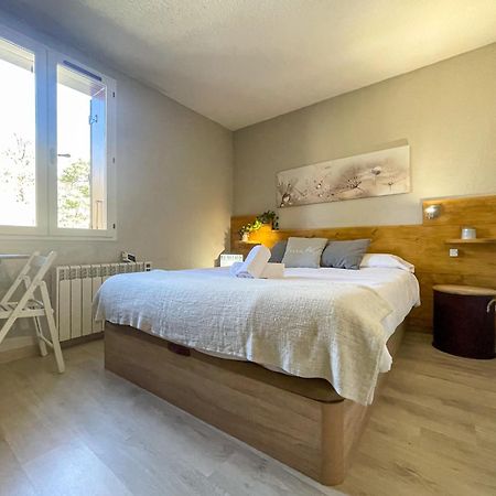 Apartamento Ideal Para Parejas En Enveitg Buitenkant foto