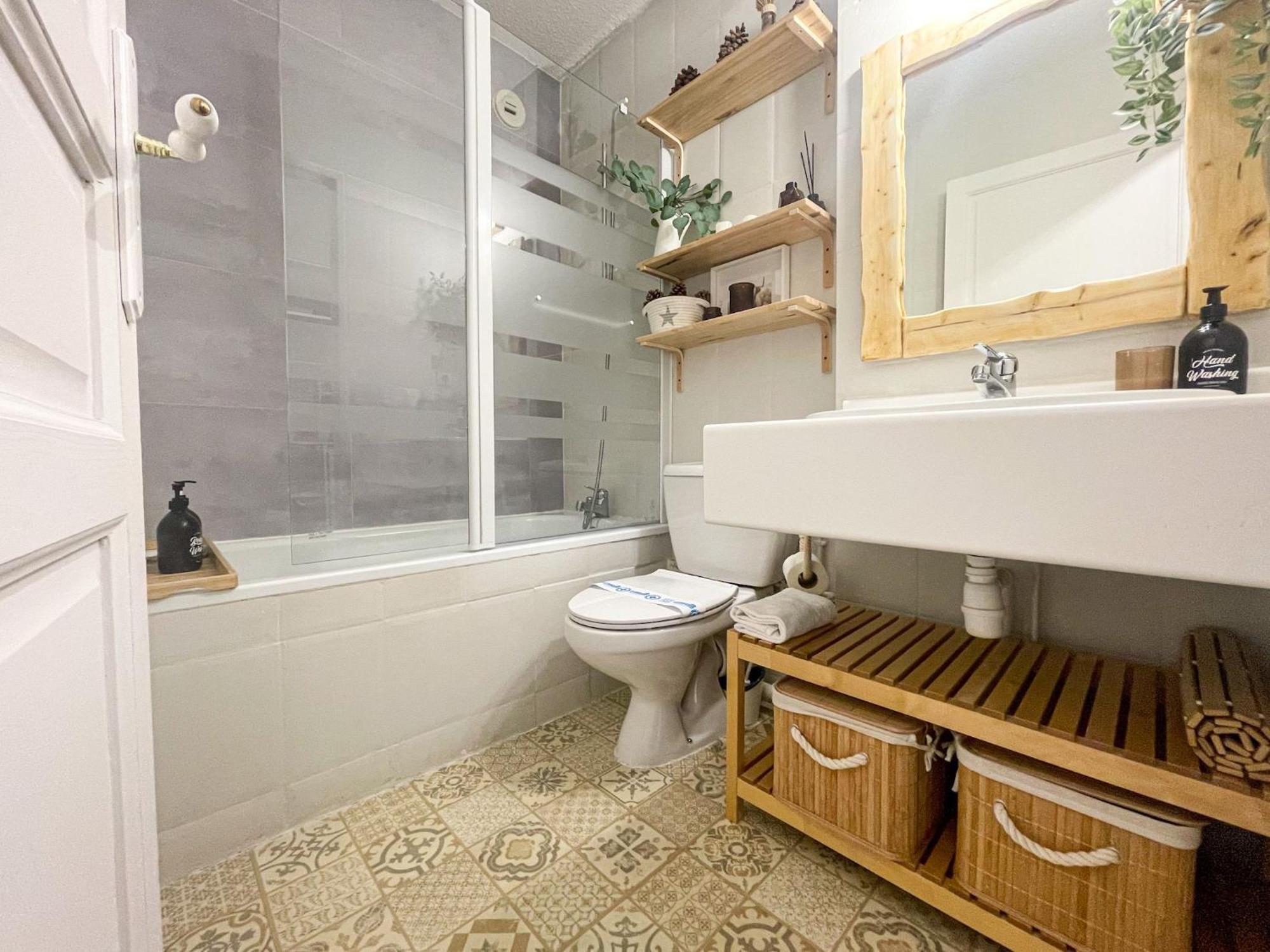 Apartamento Ideal Para Parejas En Enveitg Buitenkant foto