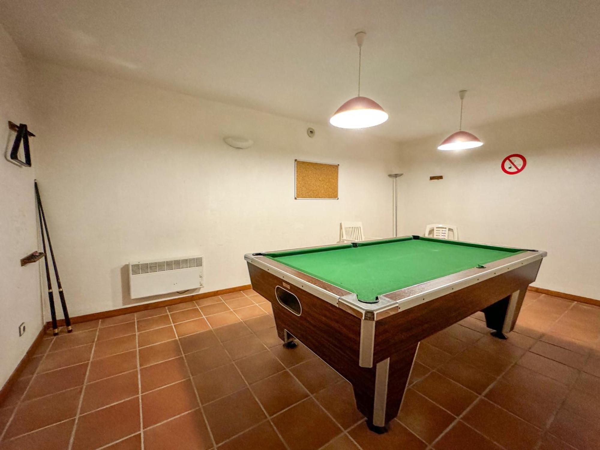 Apartamento Ideal Para Parejas En Enveitg Buitenkant foto